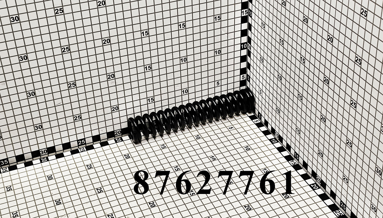 Пружина 87627761 CNHi