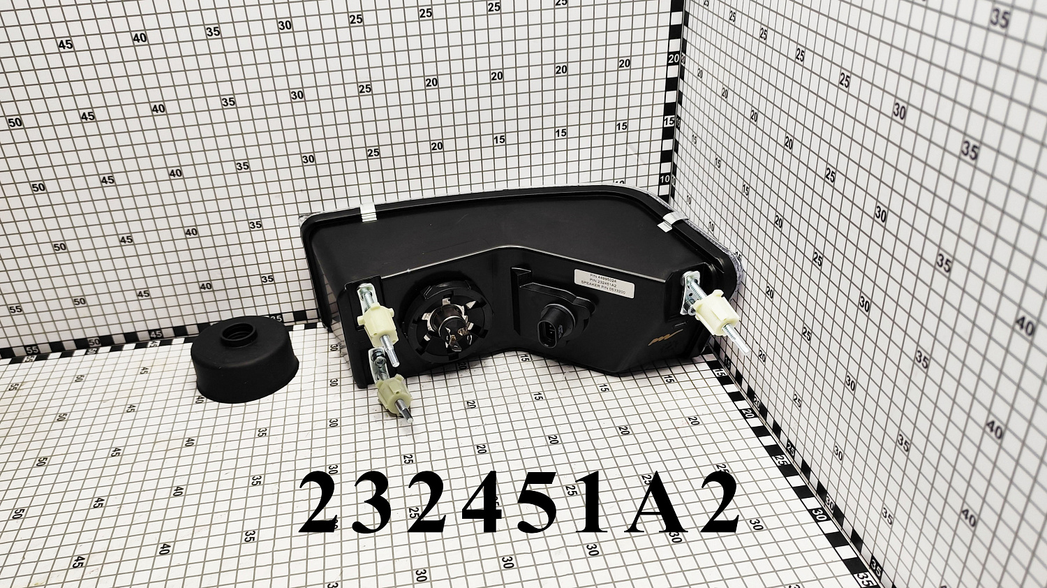 Фара левая 232451A2 CNHi