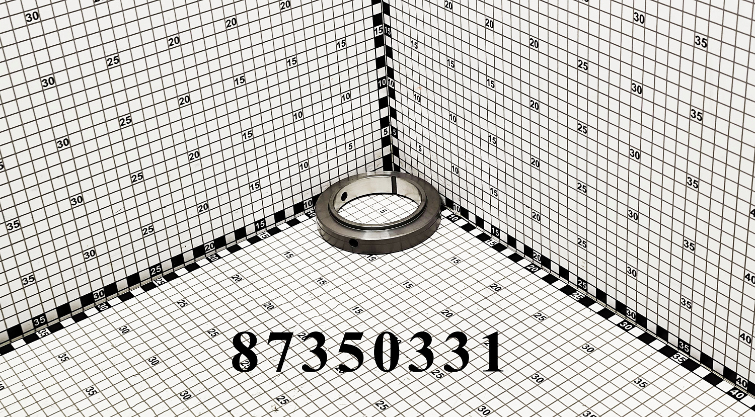 Шайба 87350331 CNHi