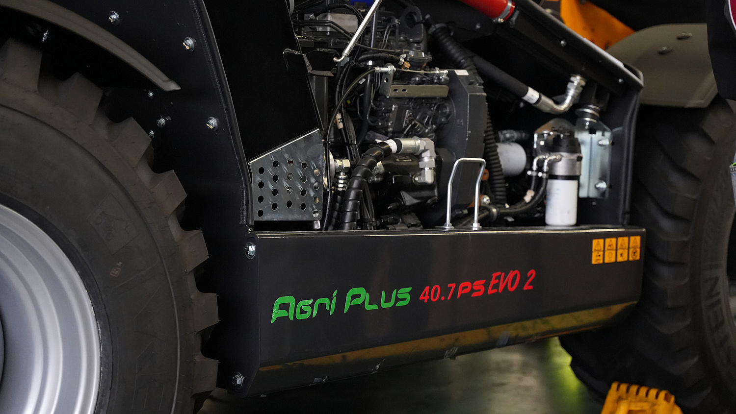 Сервисные инженеры «Агро-Мастер» прошли обучение по новой модели DIECI AGri PLUS 40.7 PS EVO 2