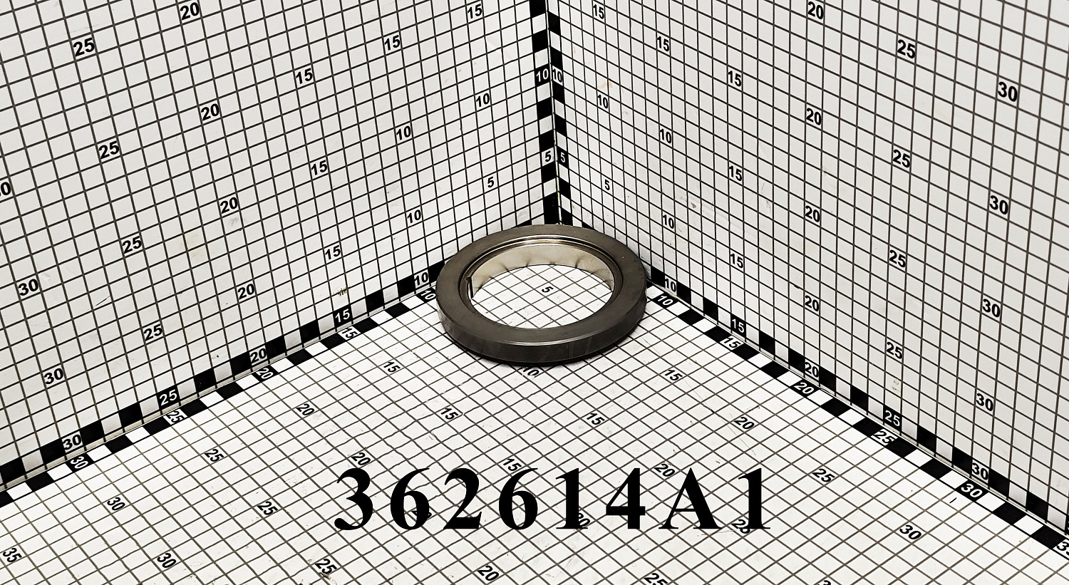 Шайба 362614A1 CNHi
