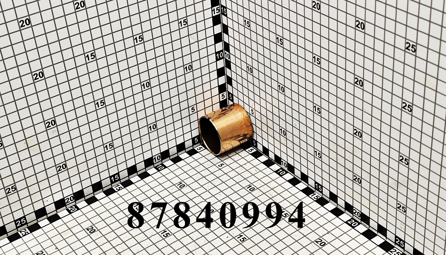 Втулка 87840994 CNHi