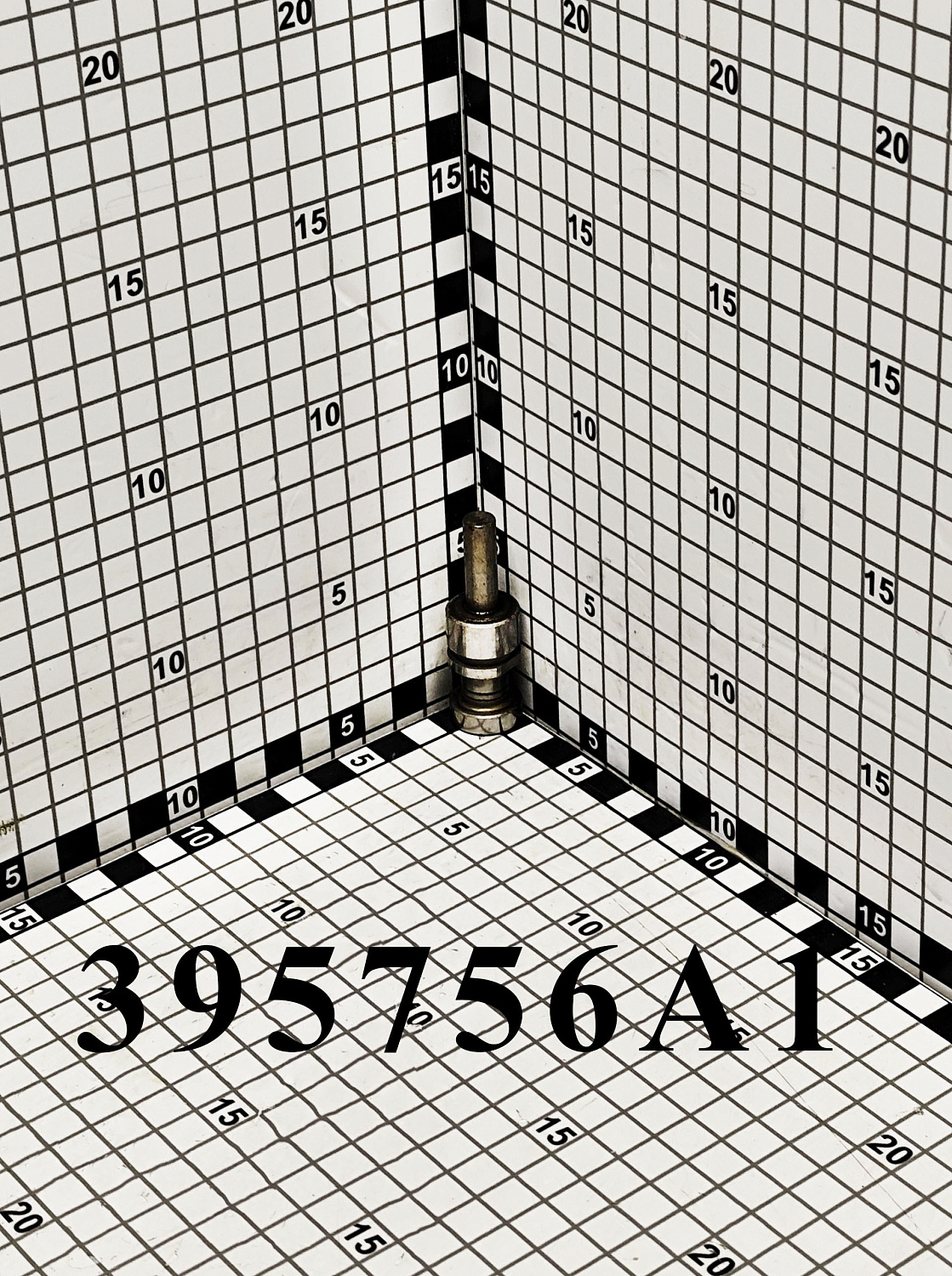 Золотник 395756A1 CNHi