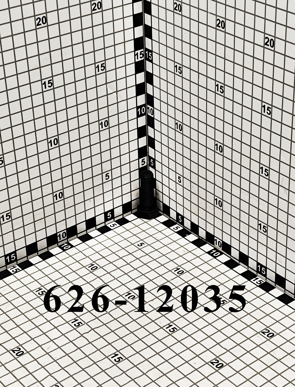 Болт 626-12035 CNHi