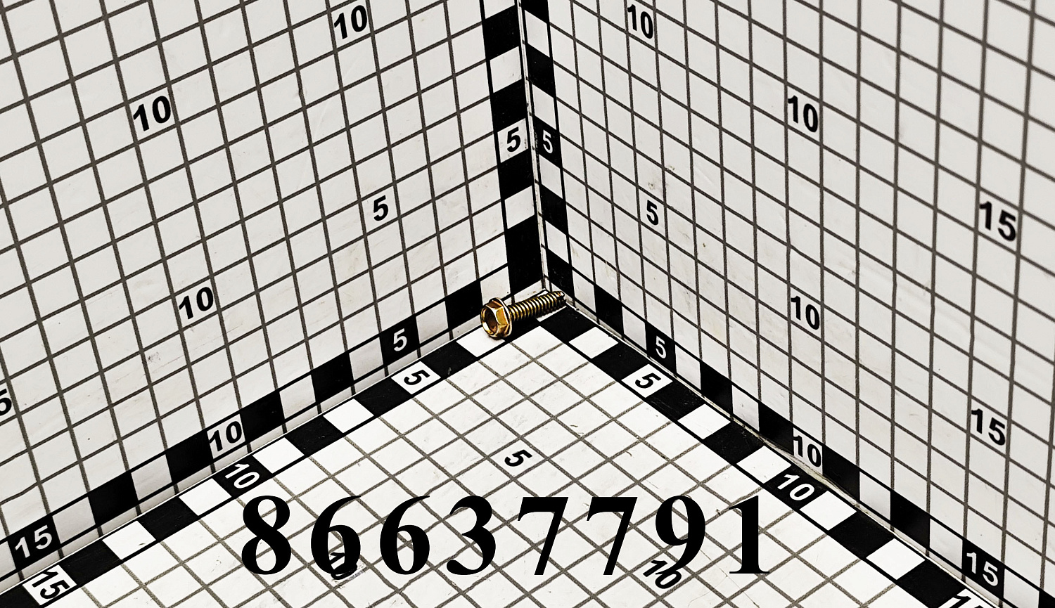Винт 86637791 CNHi