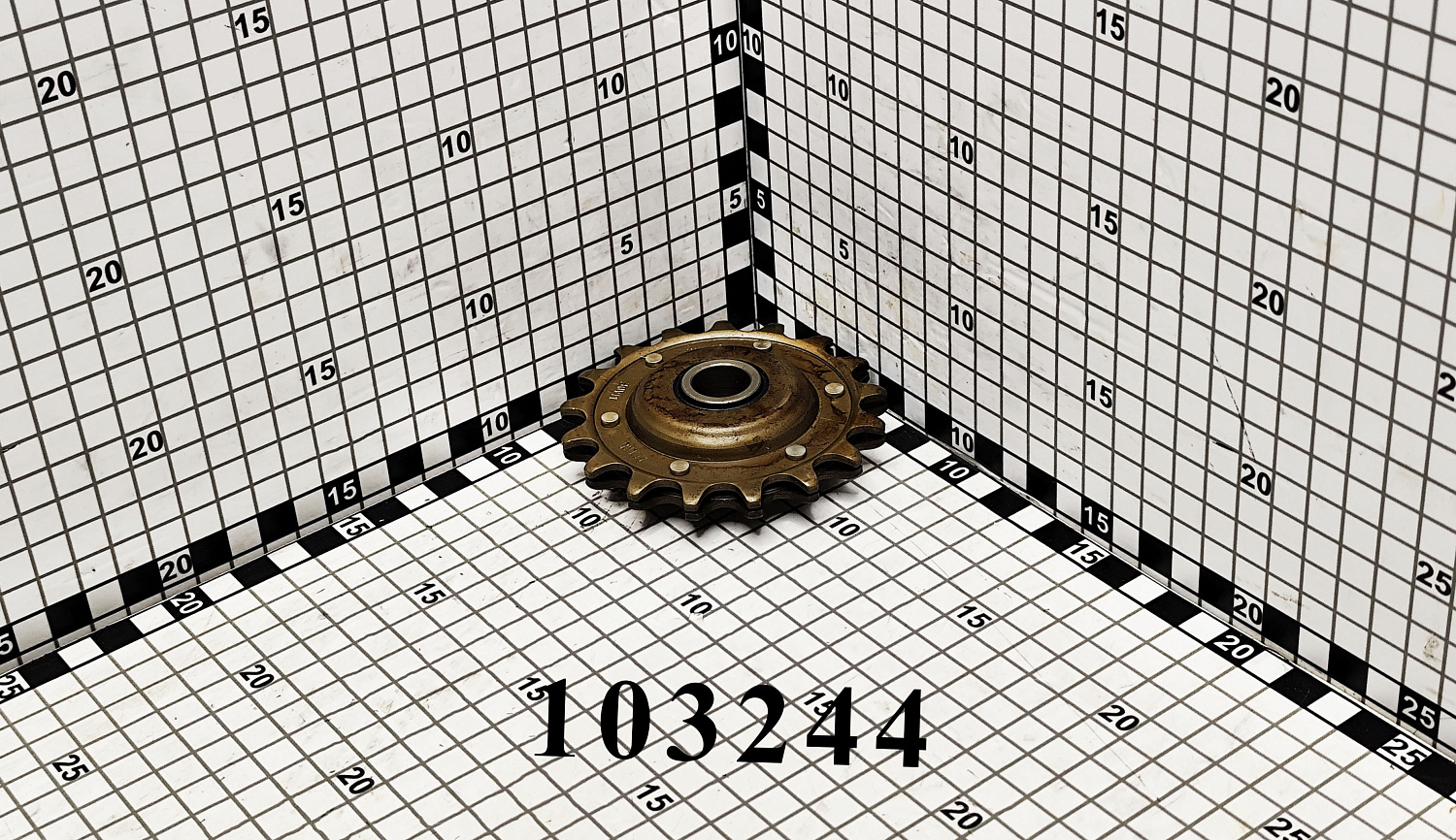 Звездочка 103244 CNHi
