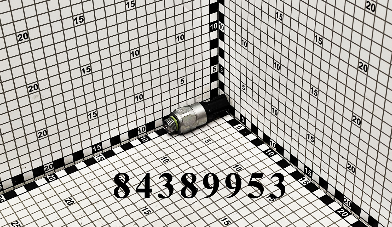 Датчик 84389953 CNHi