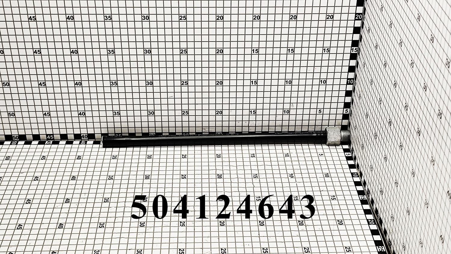 Трубка 504124643 CNHi
