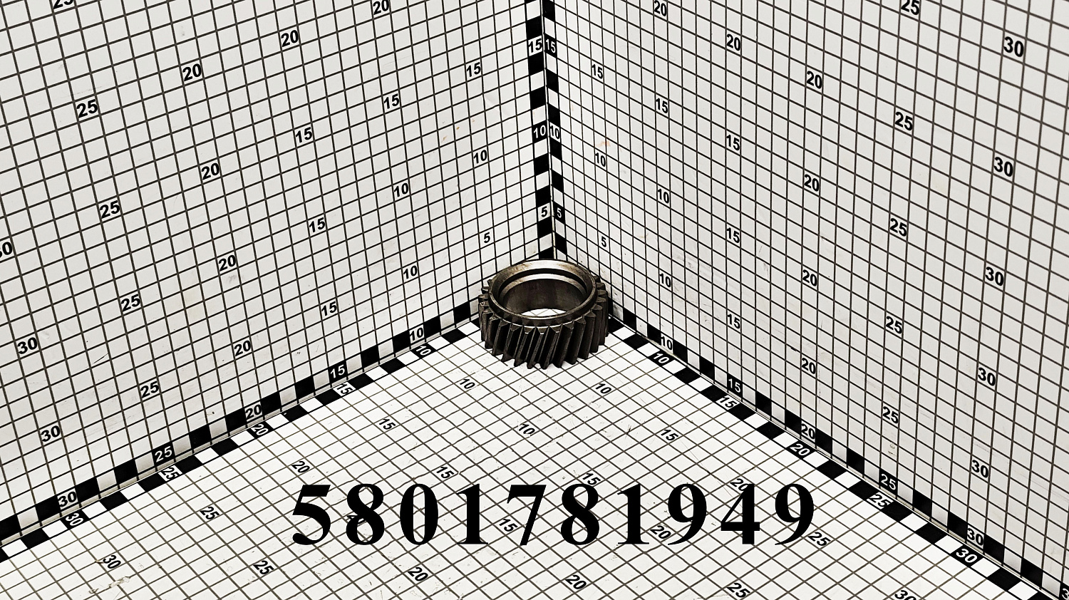 Входная шестерня 5801781949 CNHi