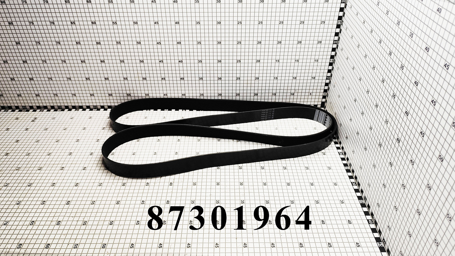 Ремень двигателя 87301964 CNHi