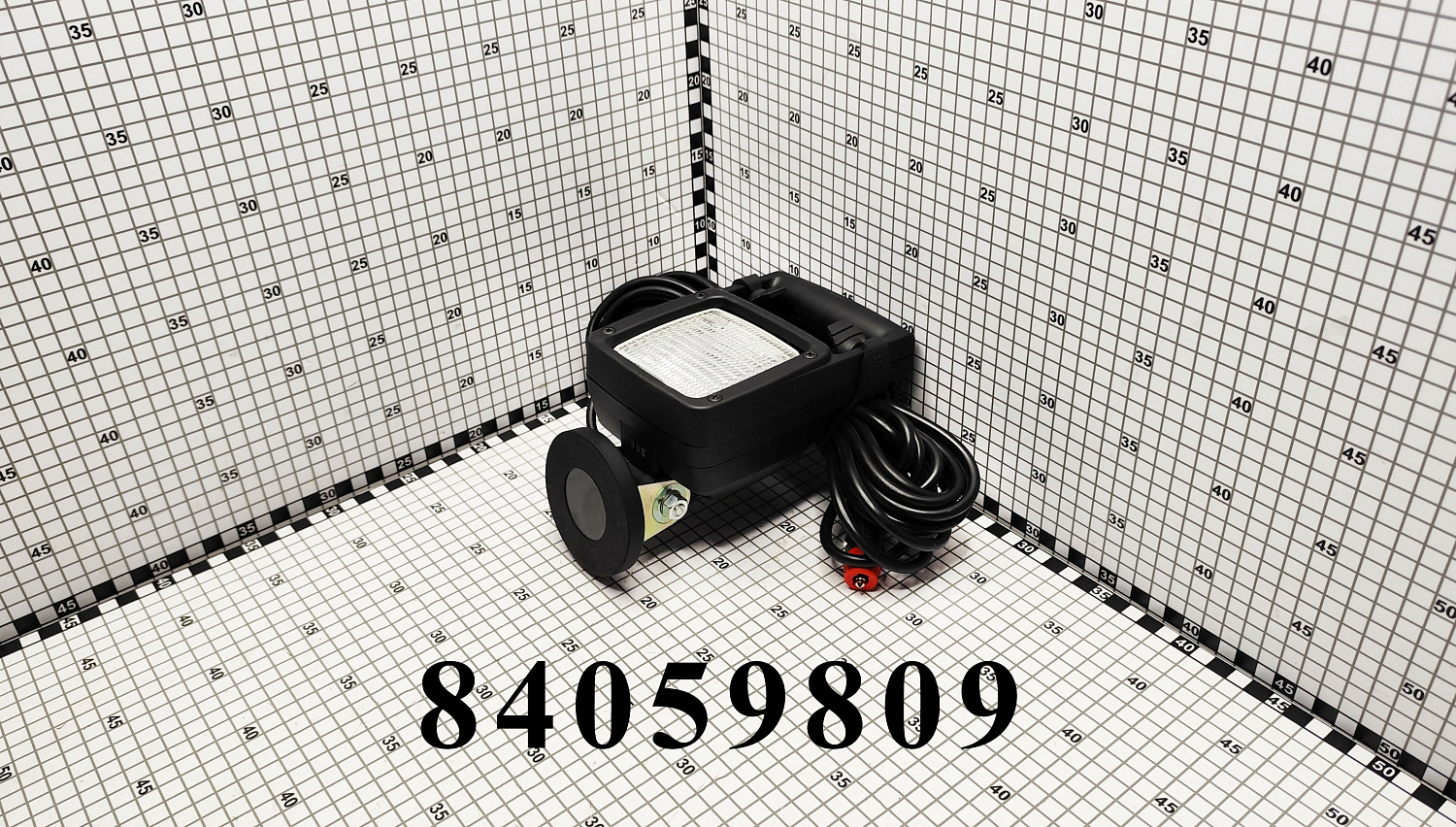 Фонарь переносной 84059809 CNHi
