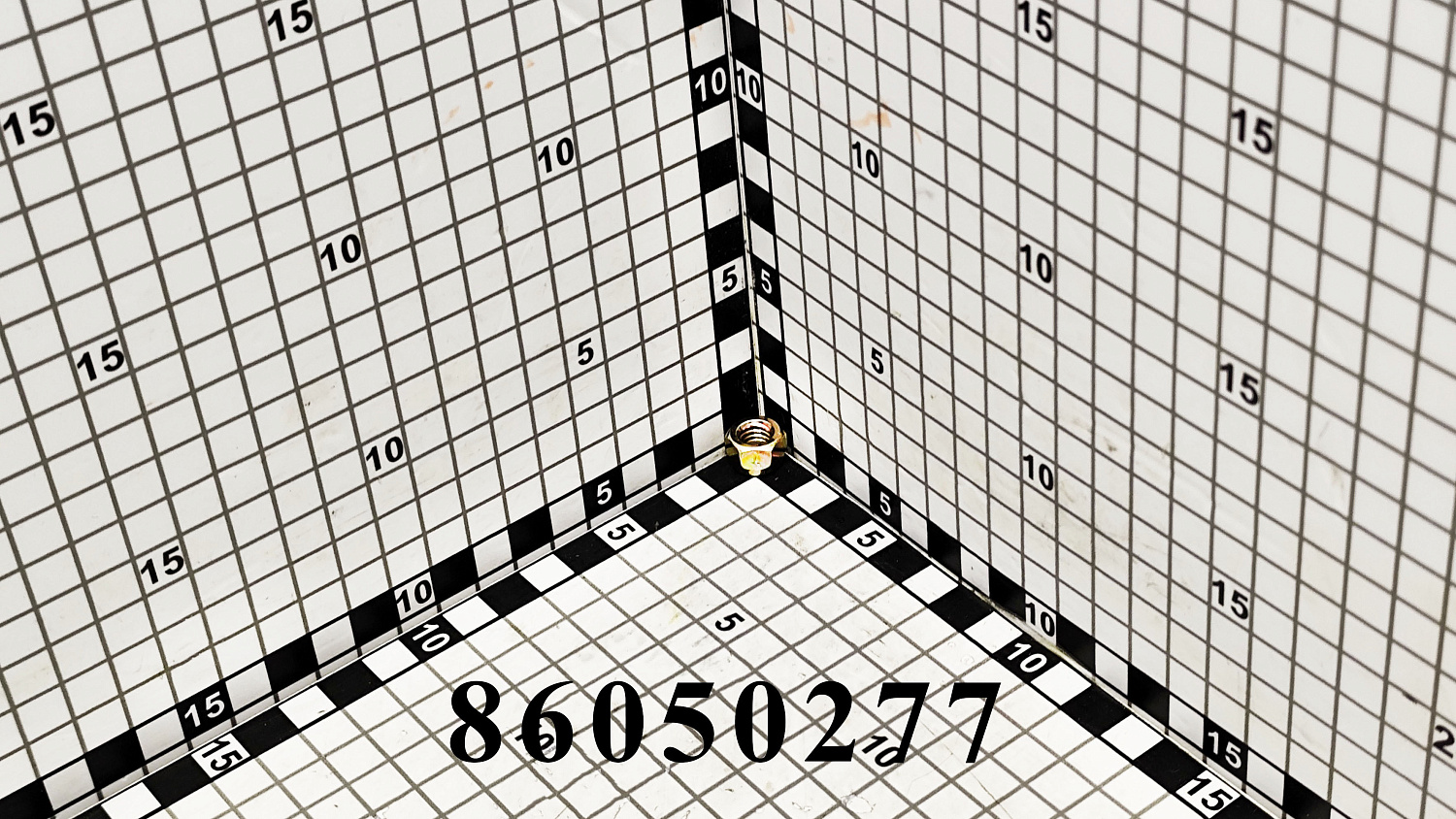Контрогайка 86050277 CNHi