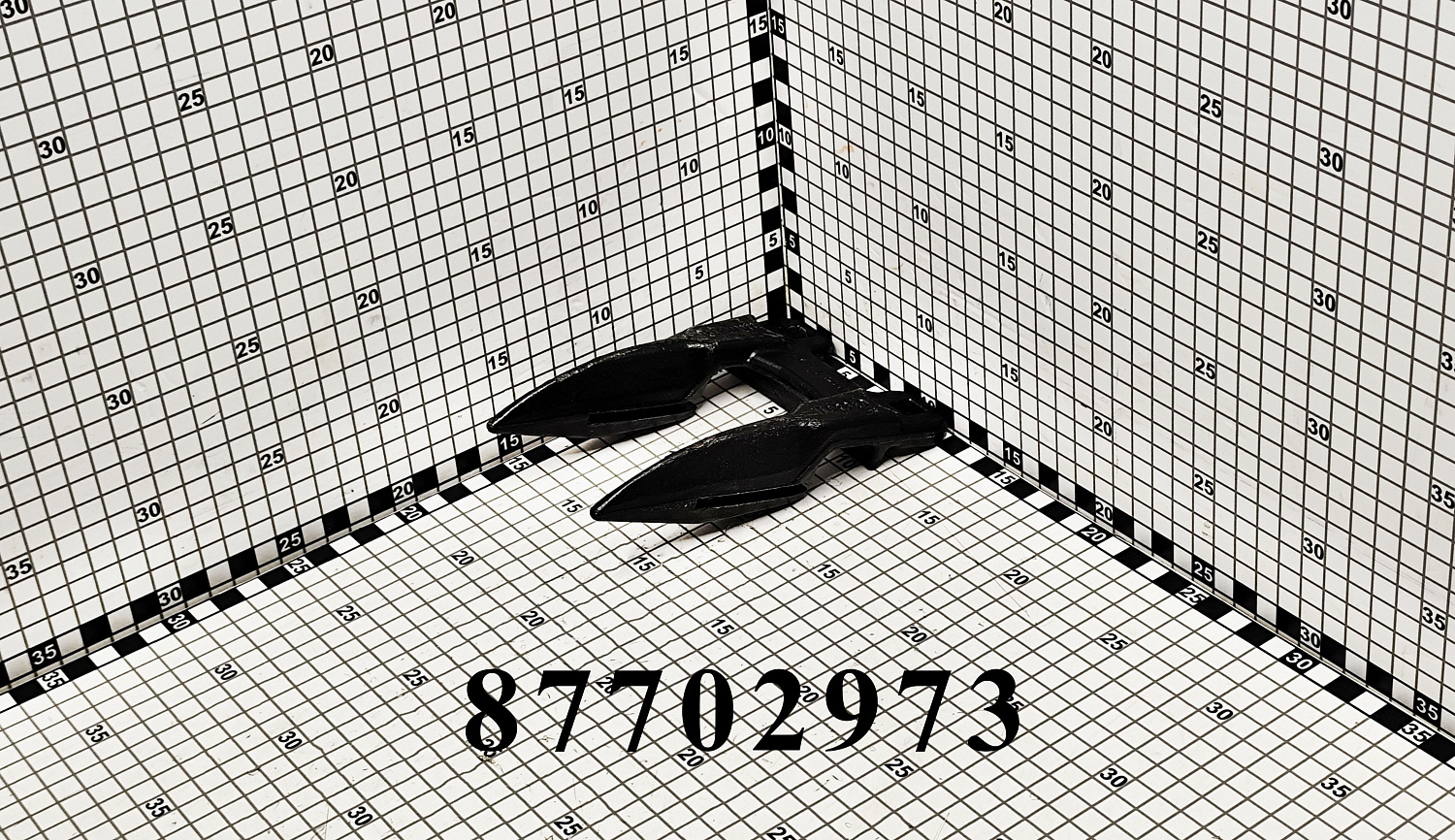 Палец режущего аппарата 87702973 CNHi