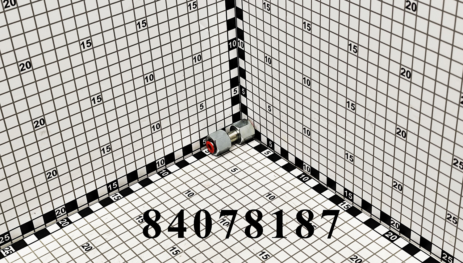 Трубка 84078187 CNHi