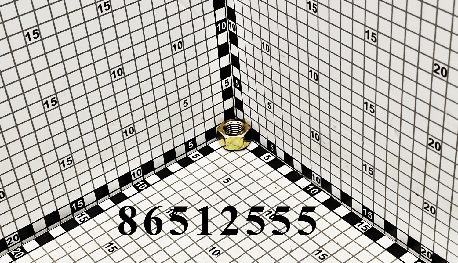Гайка 86512555 CNHi