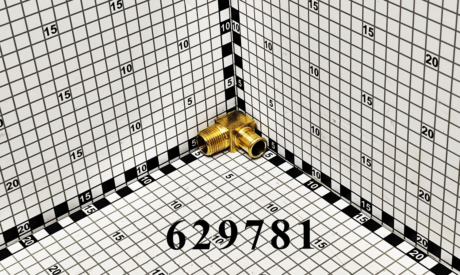 Уголок 629781 CNHi