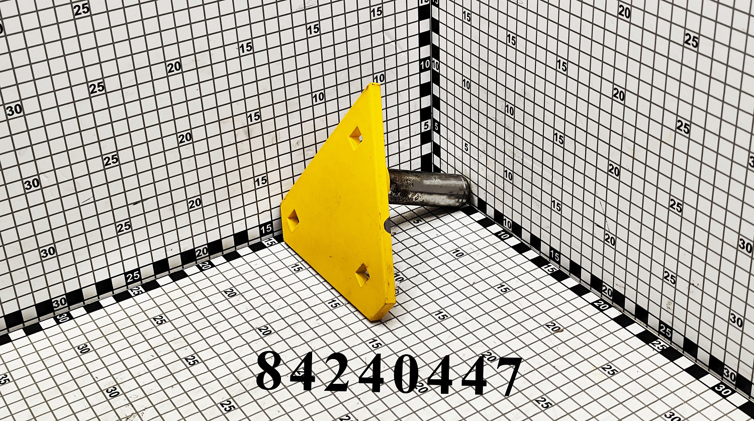 Суппорт 84240447 CNHi