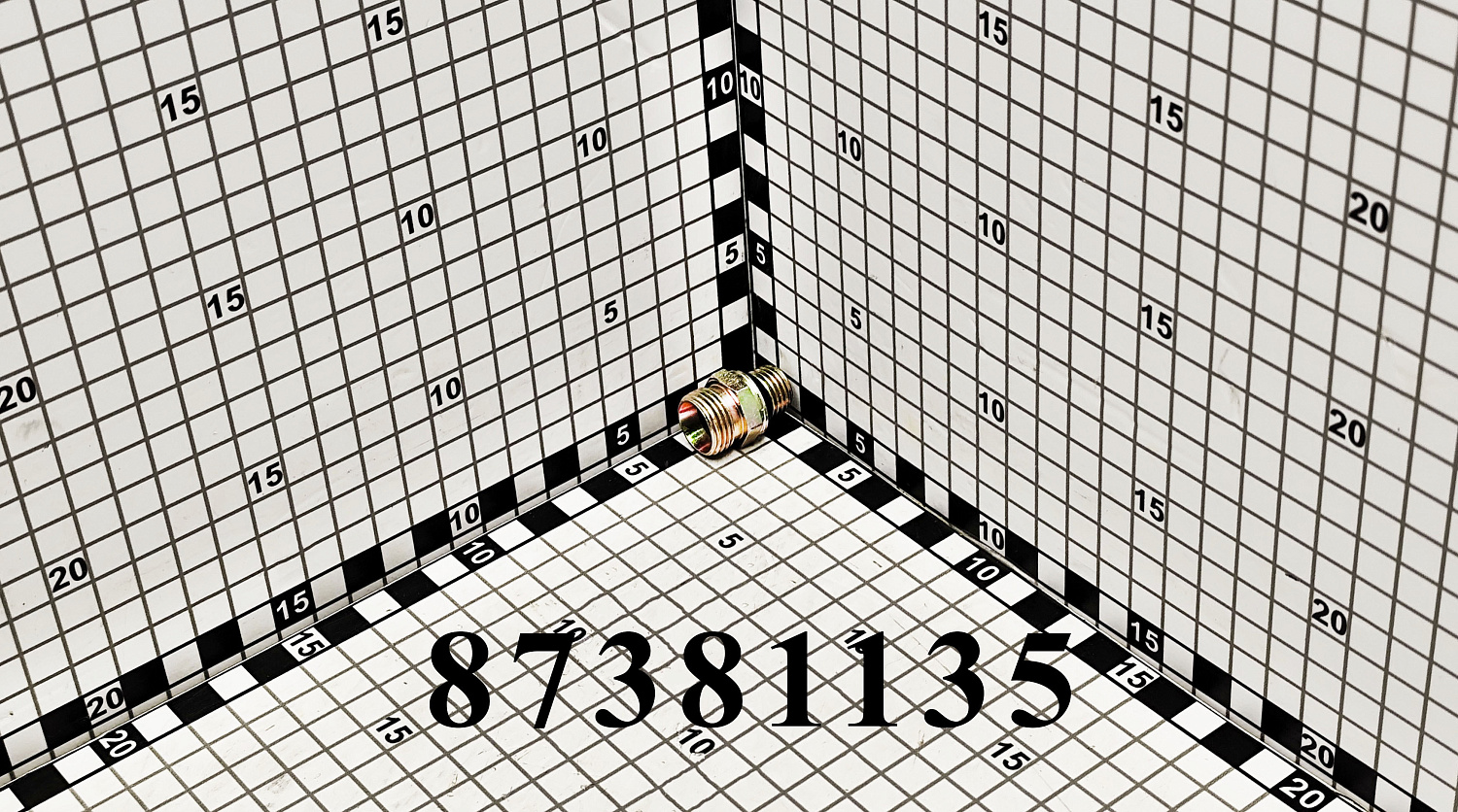 Фитинг 87381135 CNHi