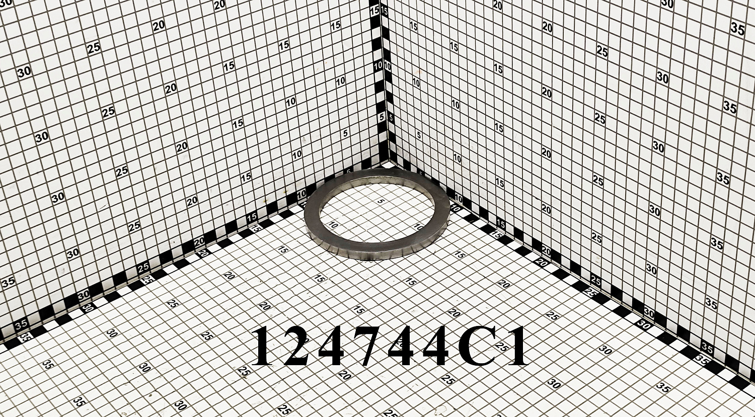 Уплотнение 124744C1 CNHi