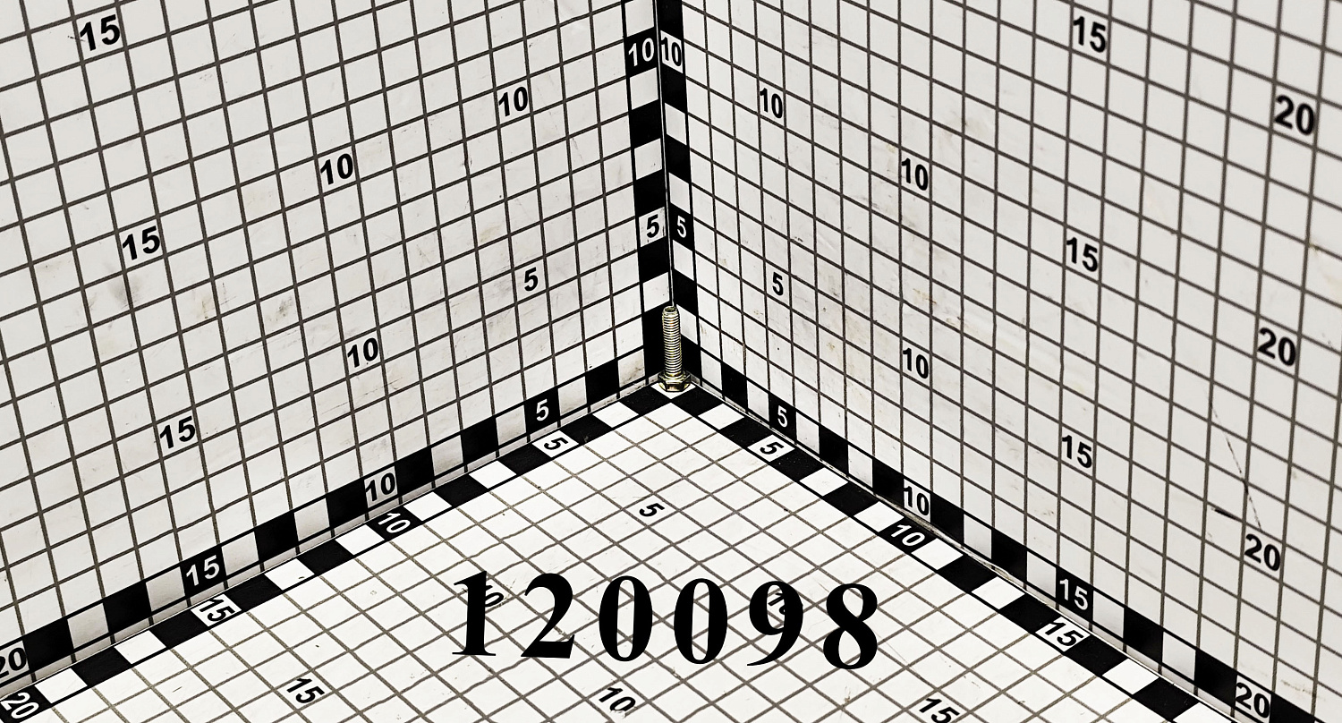 Болт 120098 CNHi
