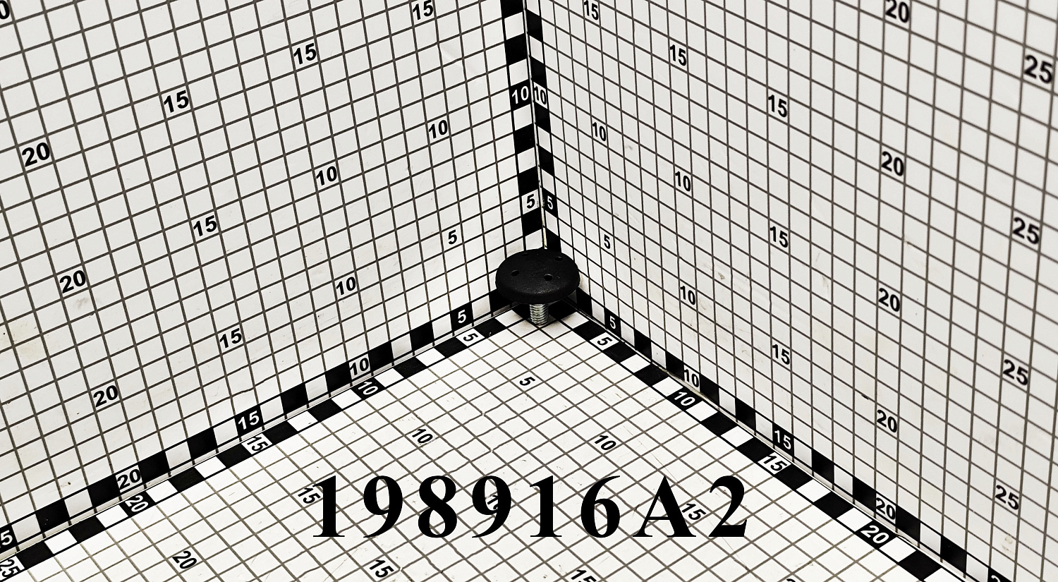 Крышка 198916A2 CNHi