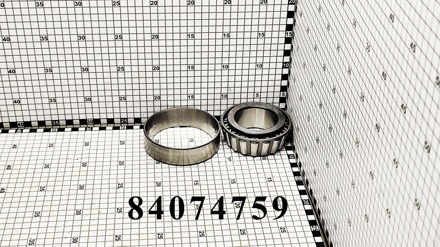 Подшипник 84074759 (87431397) CNHi