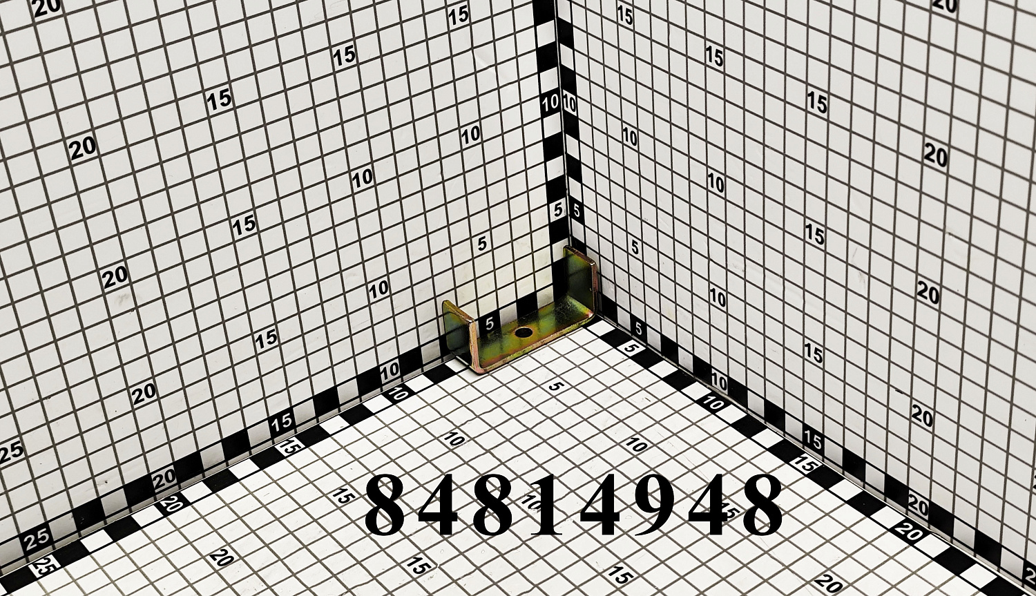 Суппорт 84814948 CNHi