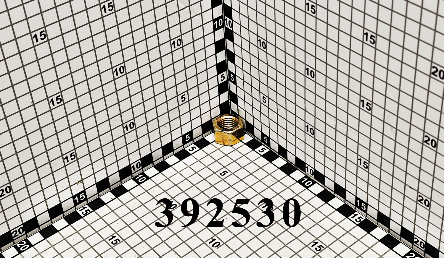 Гайка 392530 CNHi