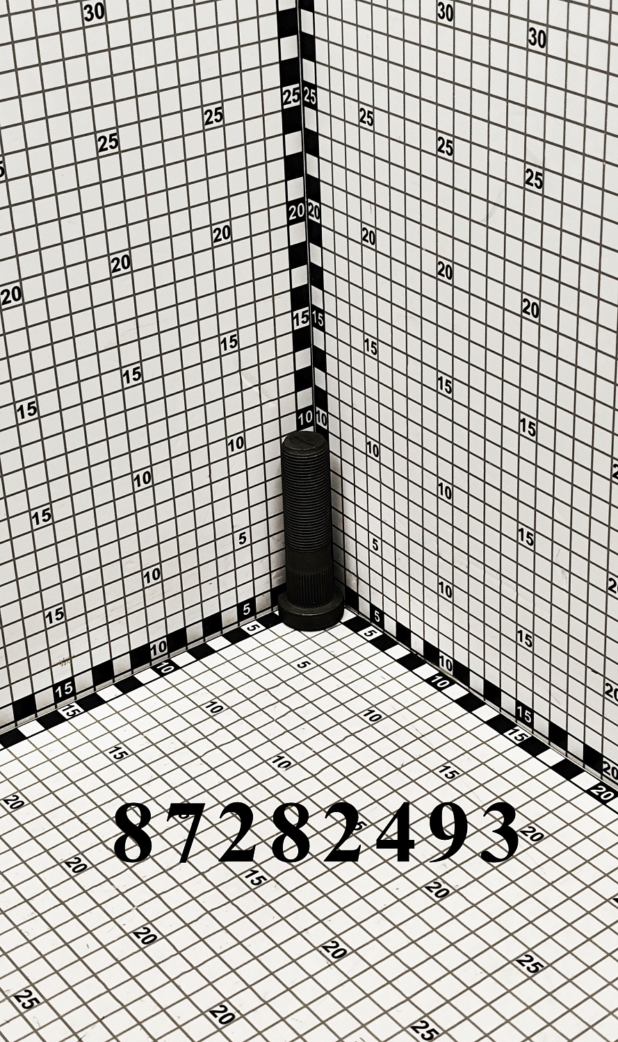 Шпилька 87282493 CNHi