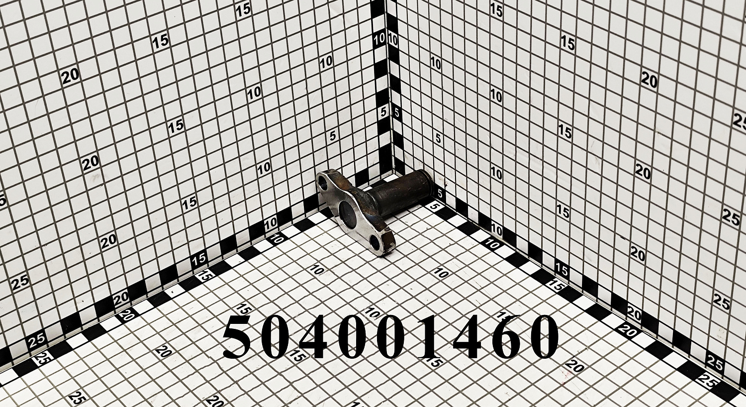 Проставка 504001460 CNHi