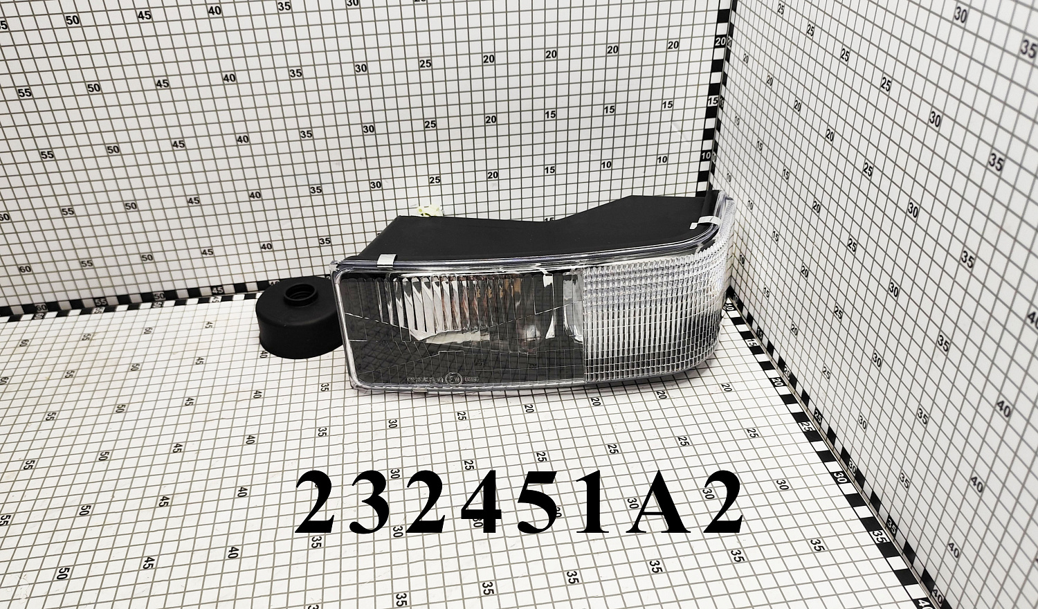 Фара левая 232451A2 CNHi