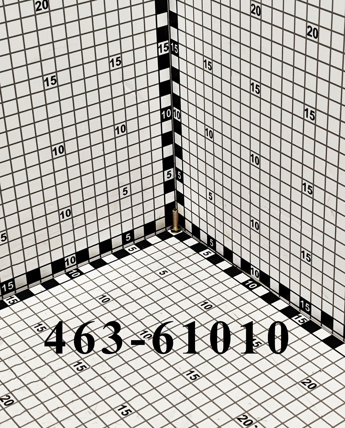Винт 463-61010 CNHi
