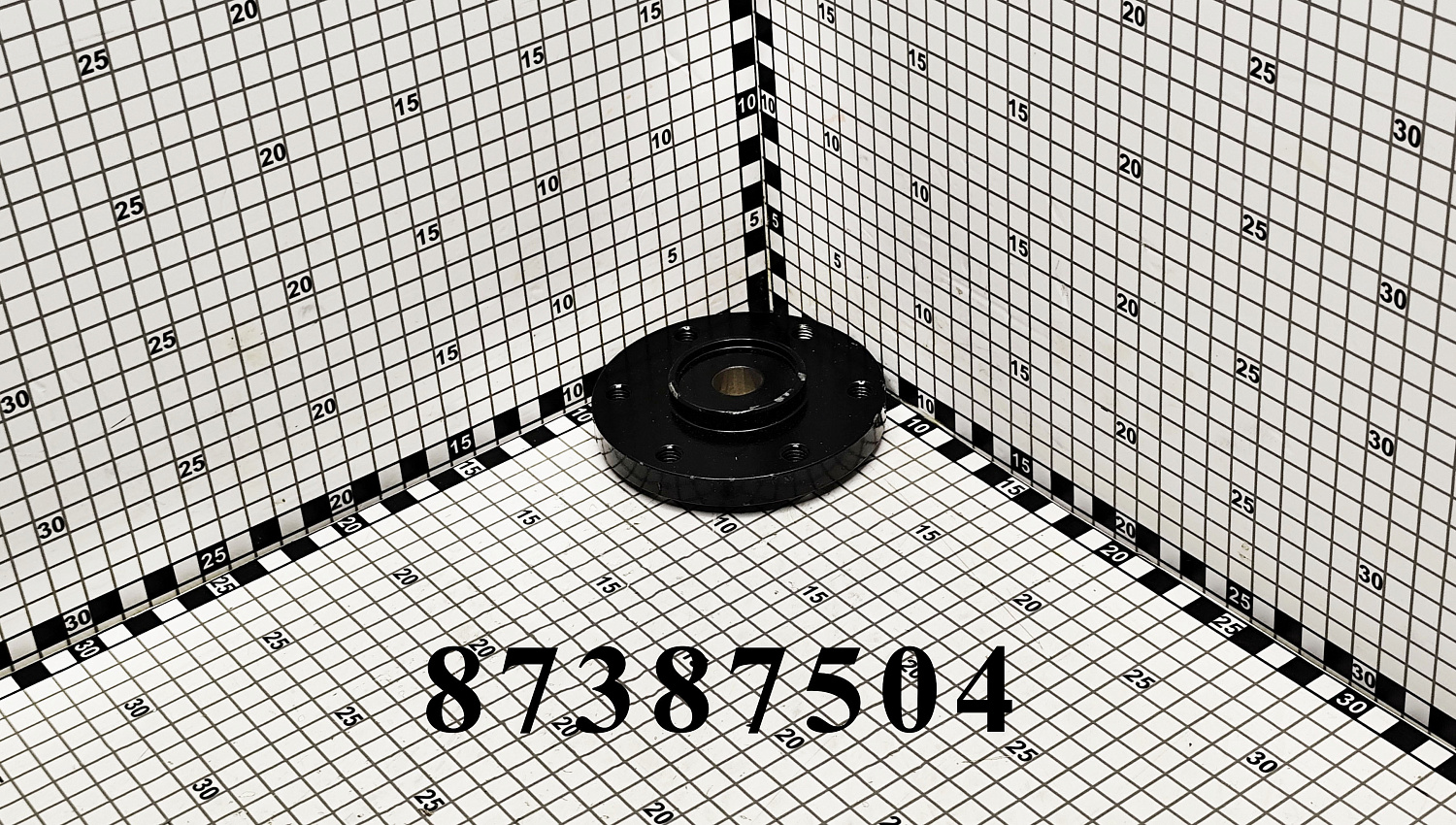 Ступица 87387504 CNHi