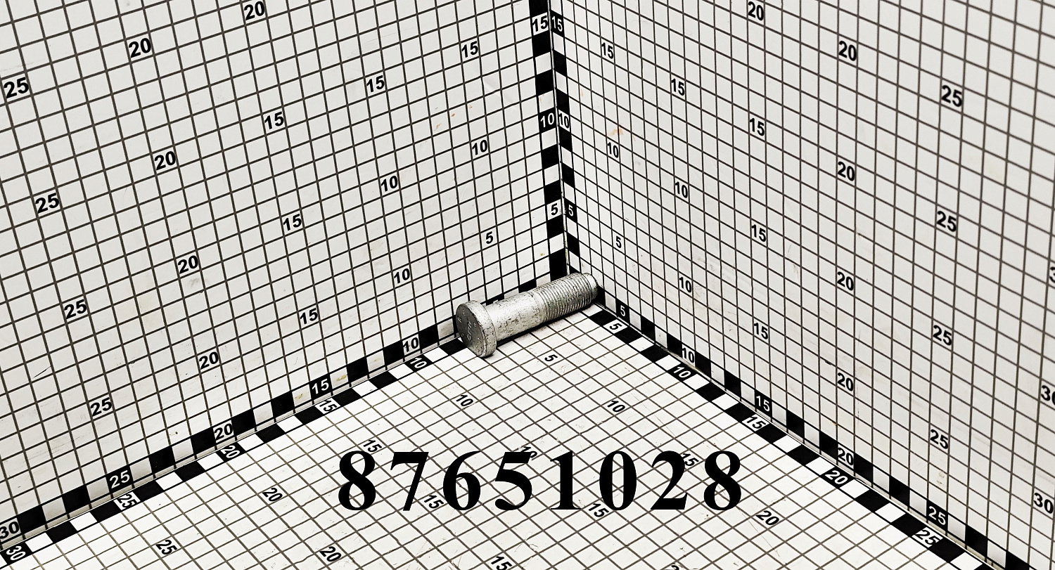 Винт 87651028 CNHi