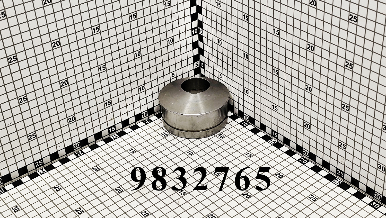 Втулка 9832765 CNHi