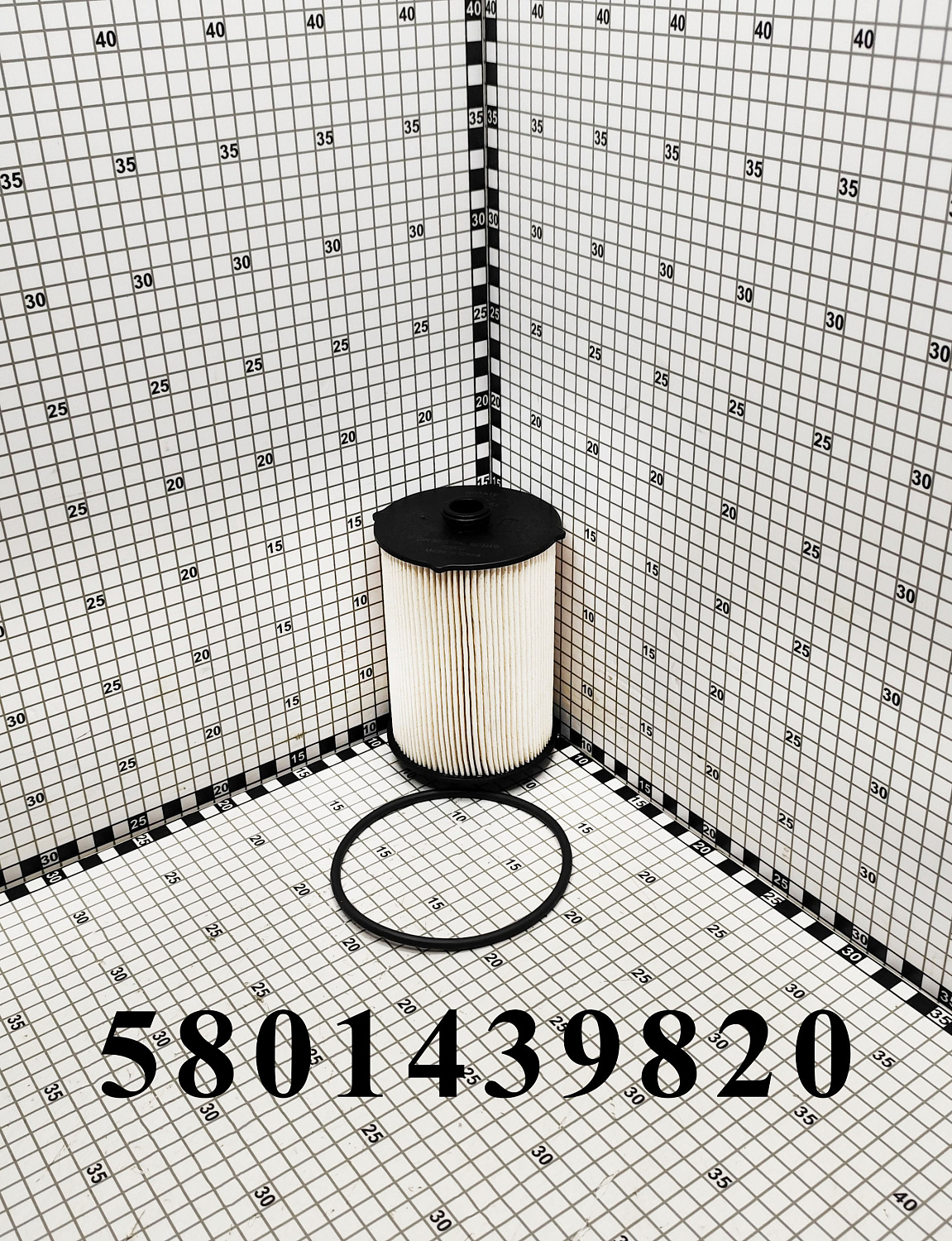 Фильтр топливный 5801439820 CNHi