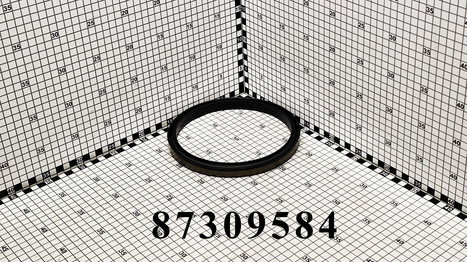 Сальник 87309584 CNHi