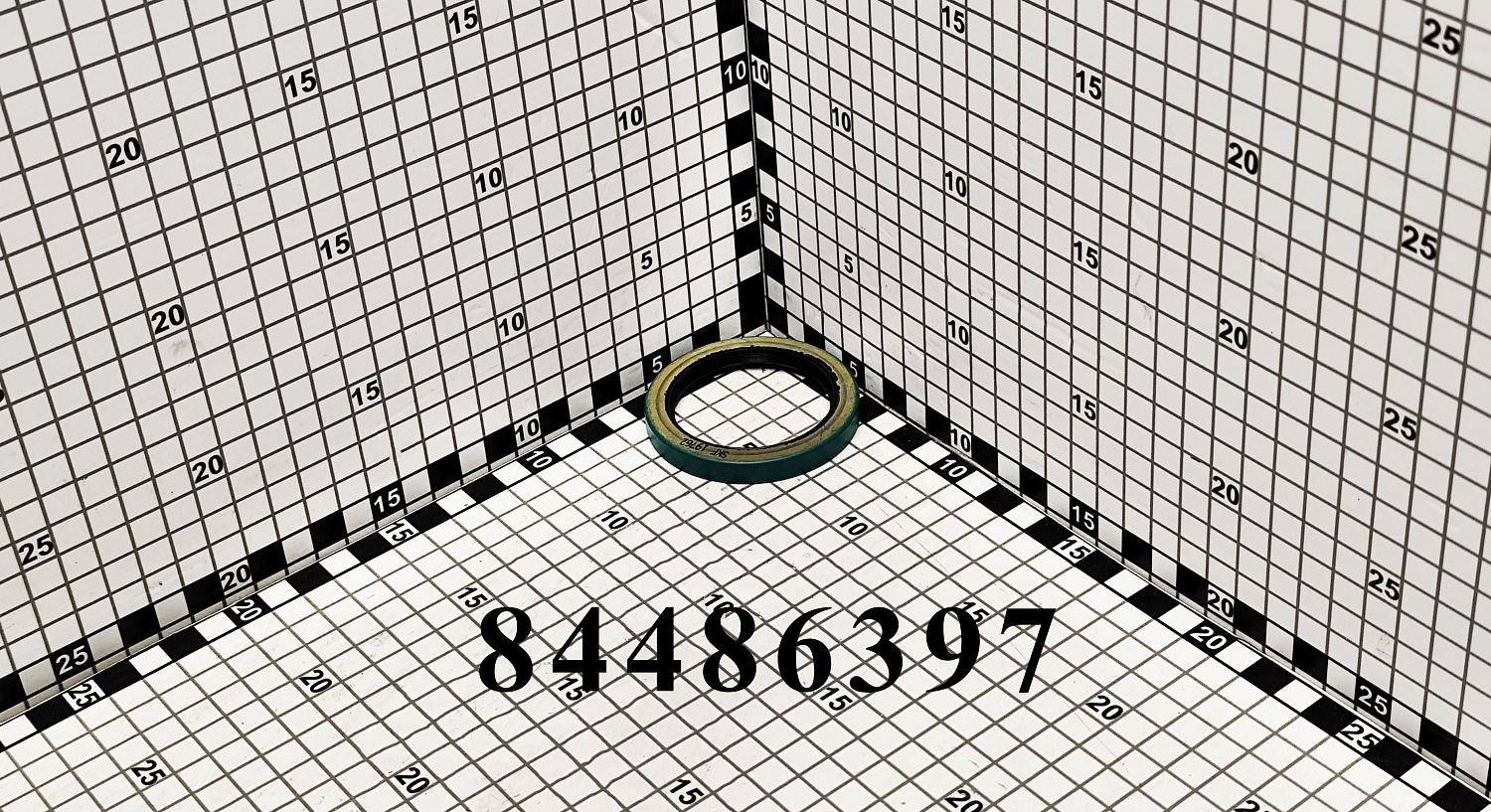 Сальник 84486397 CNHi