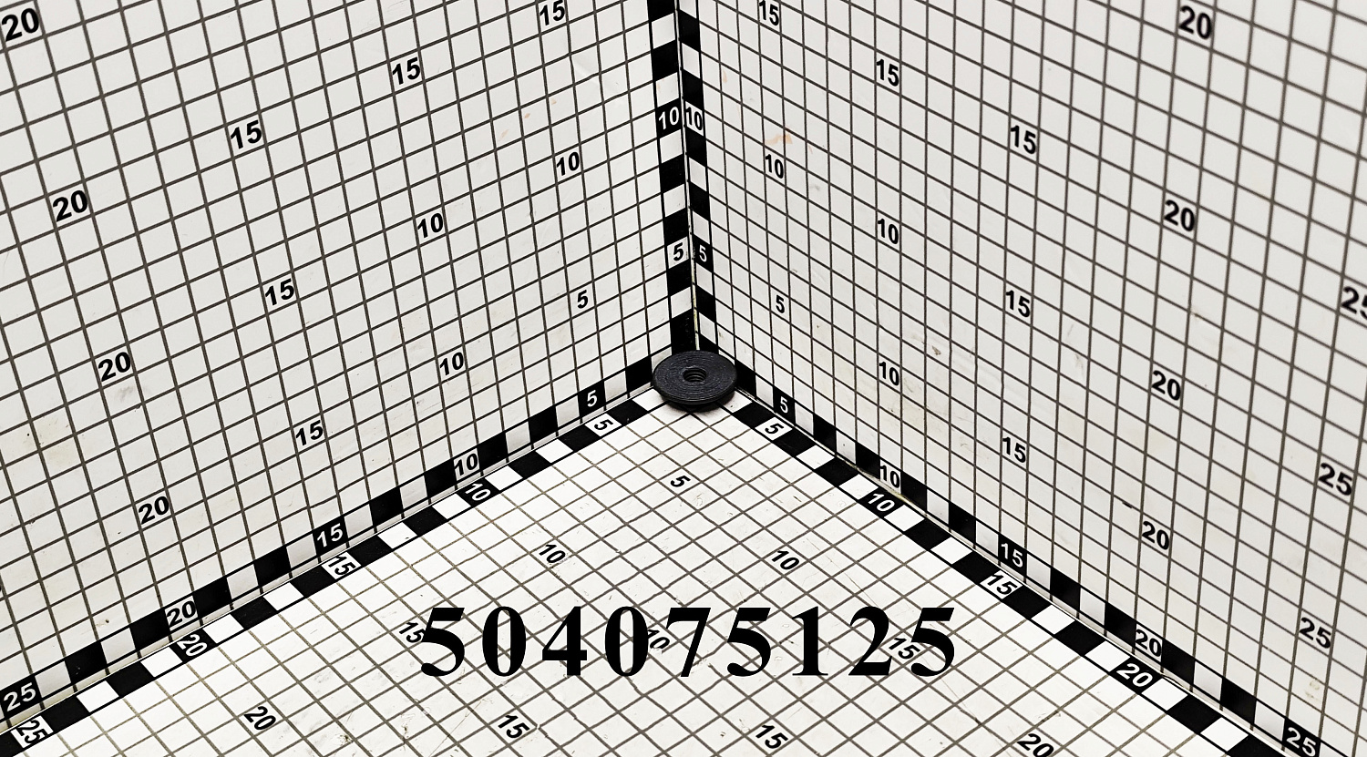 Заглушка 504075125 CNHi