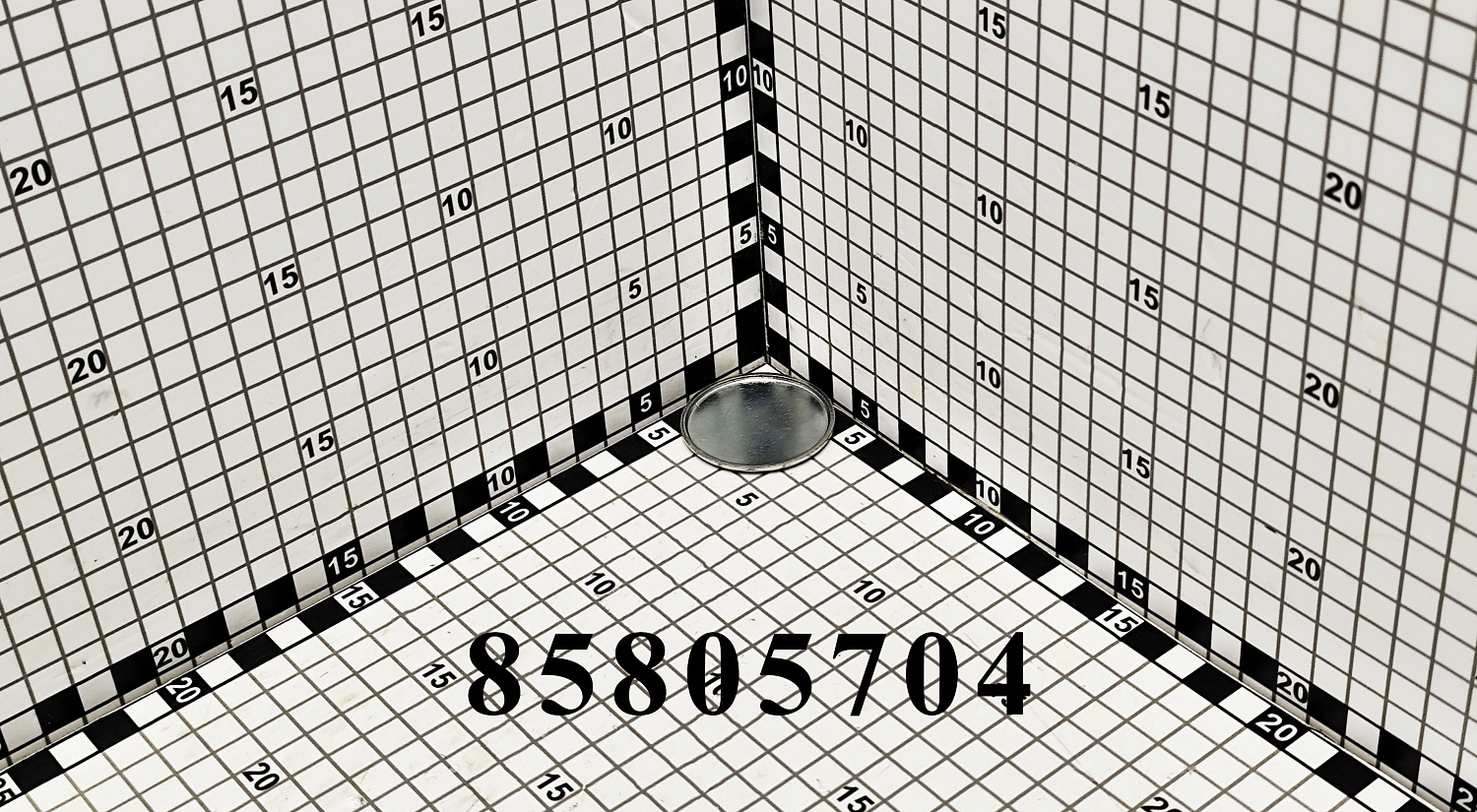 Пробка 85805704 CNHi