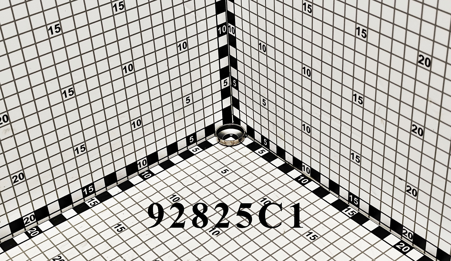 Заглушка 92825C1 CNHi