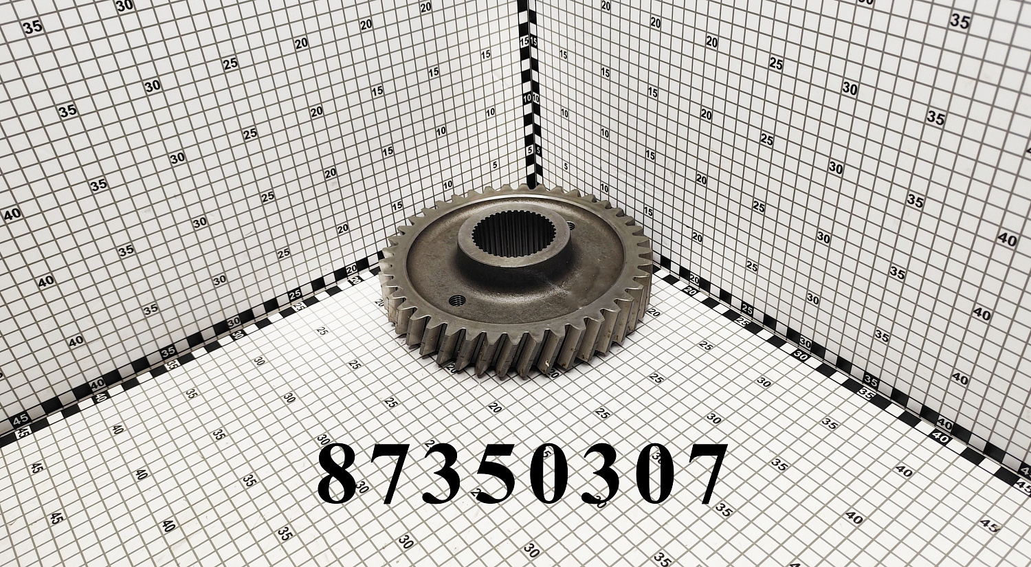 Шестерня 87350307 CNHi