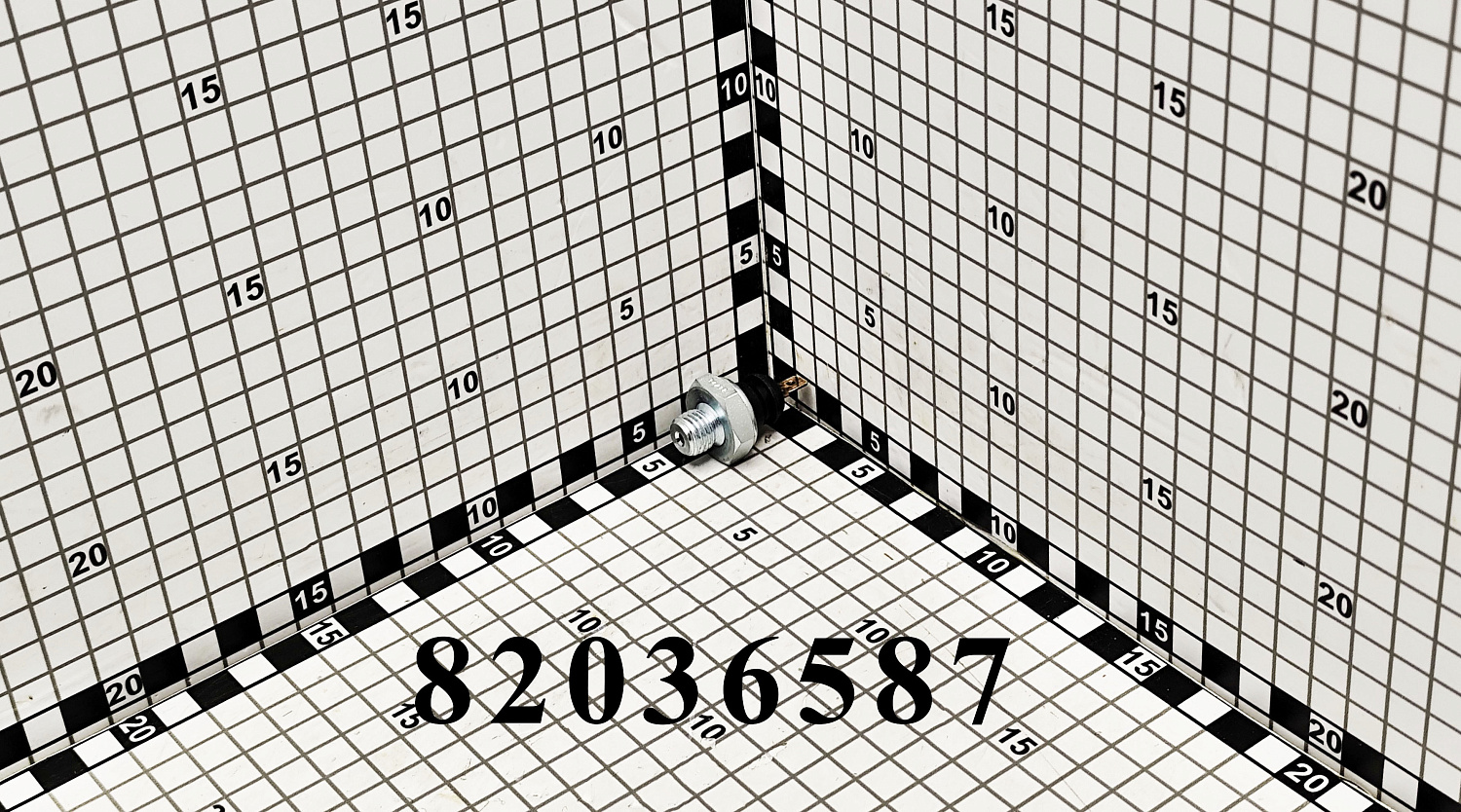 Датчик 82036587 CNHi