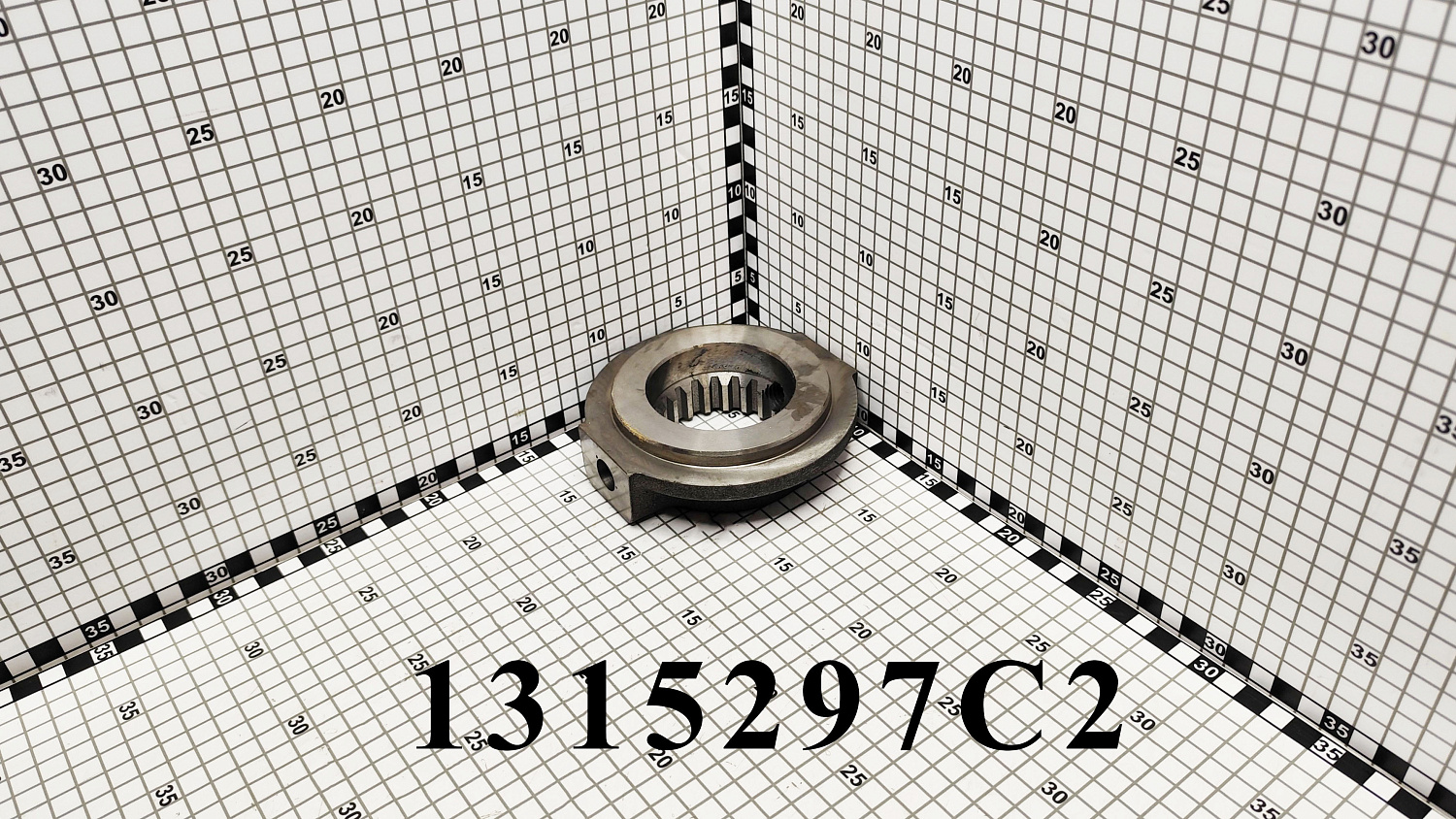 Ступица 1315297C2 CNHi