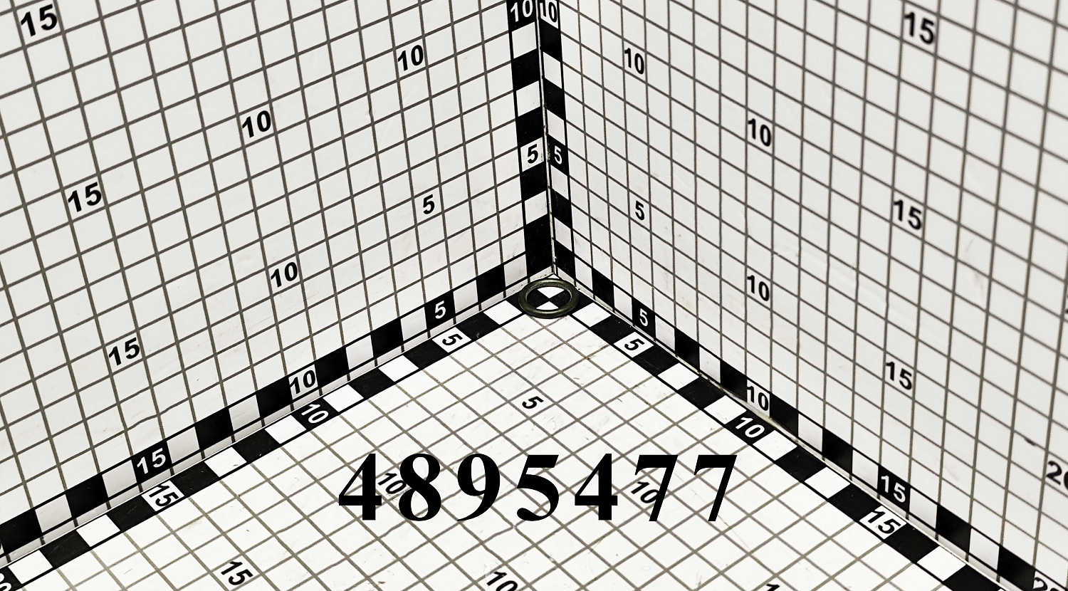 Уплотнитель 4895477 CNHi