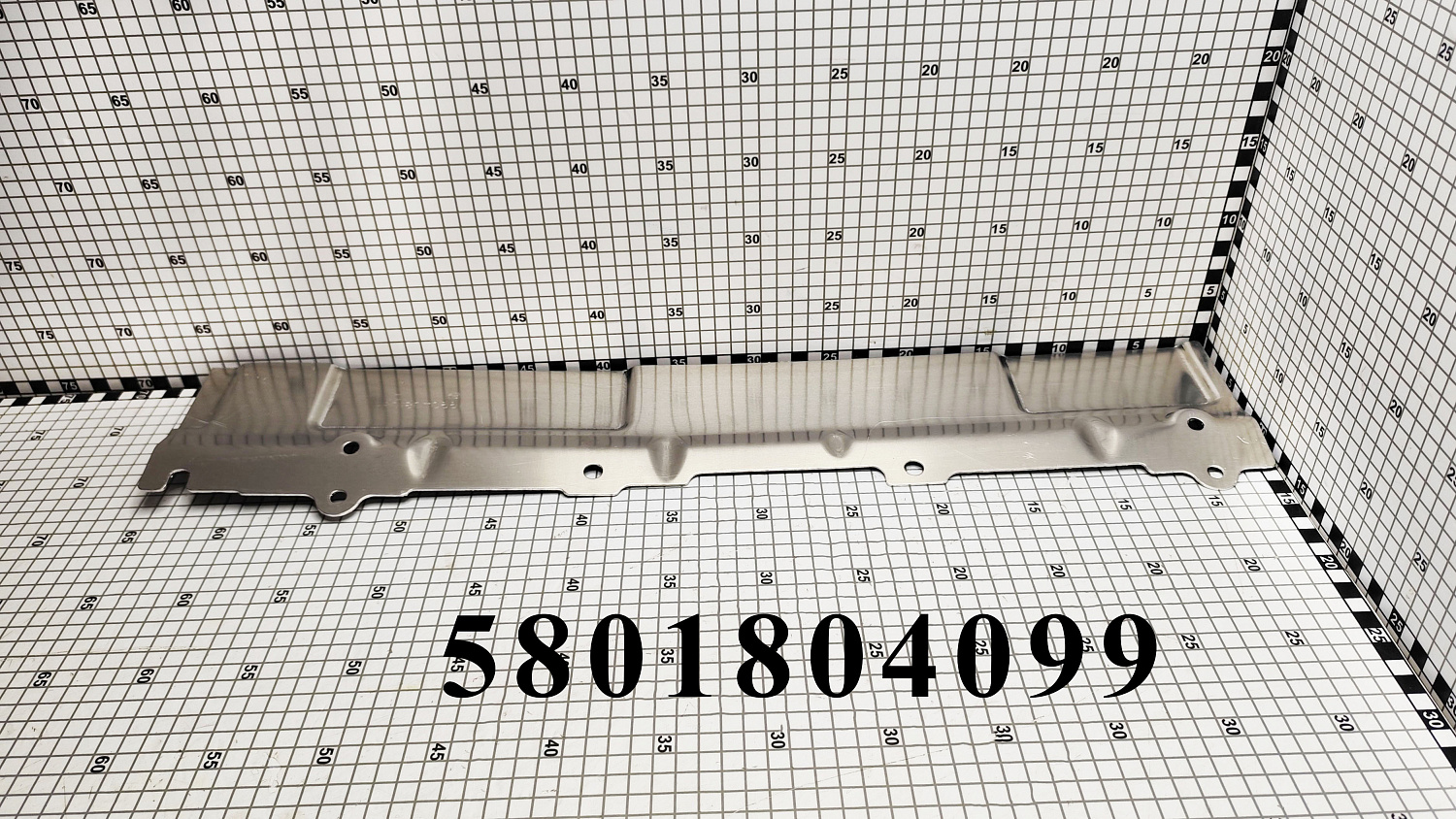 Кожух 5801804099 CNHi