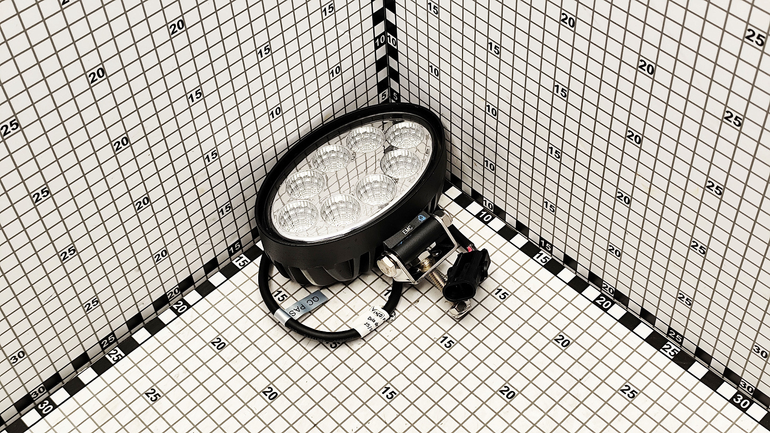 Фара 1221971 (8 leds 10V A 30V 24W)
