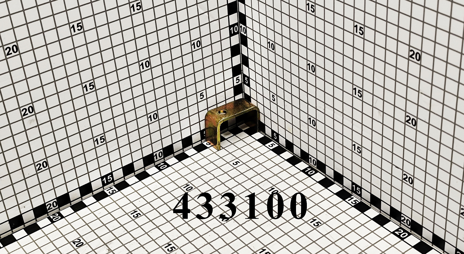 Суппорт 433100 CNHi