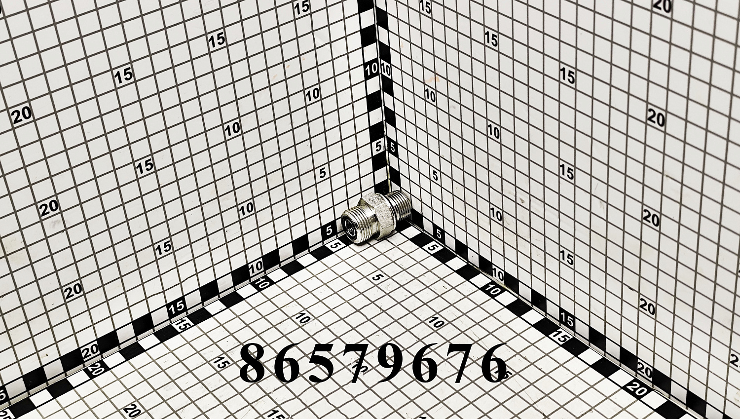 Патрубок 86579676 CNHi