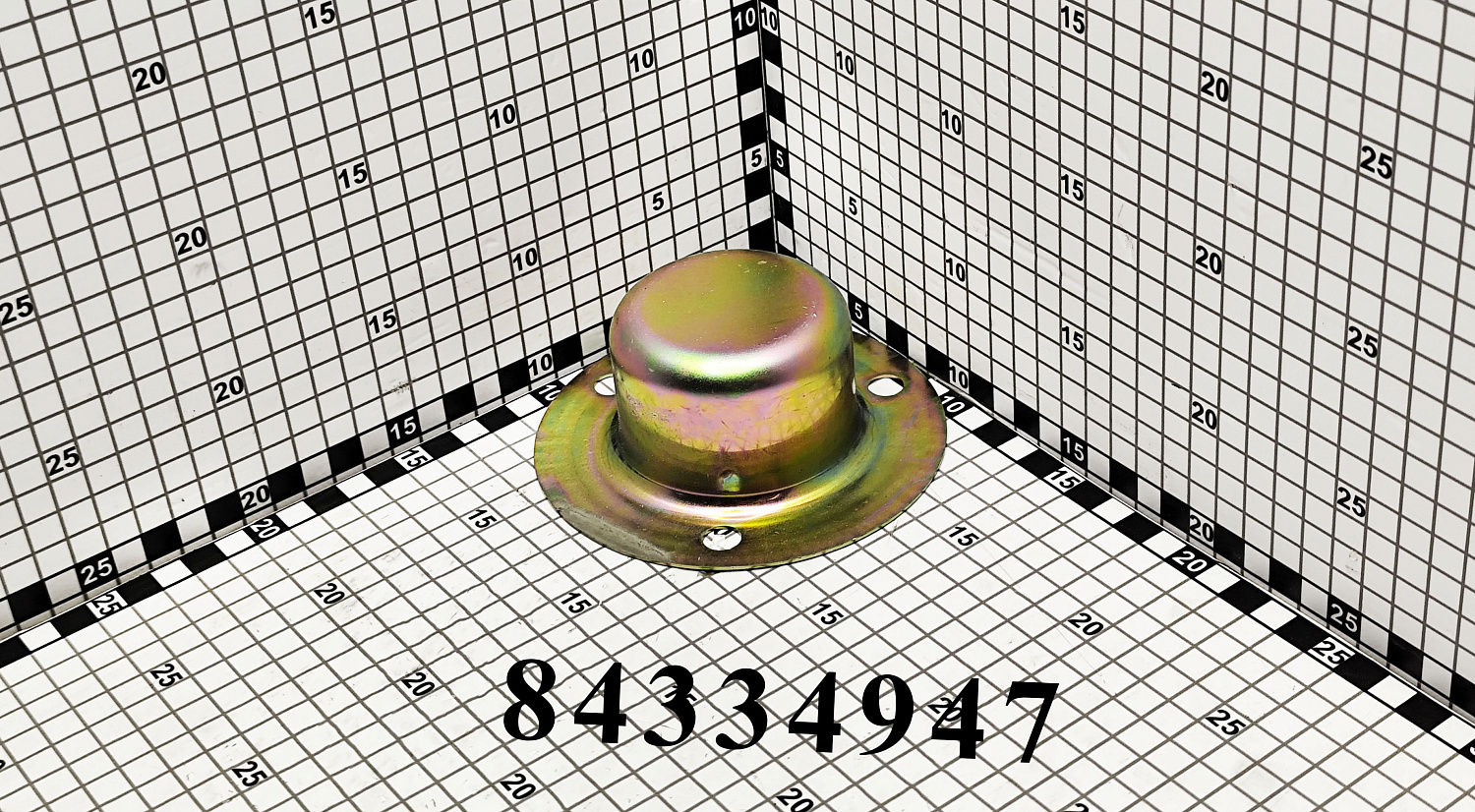 Крышка 84334947 CNHi